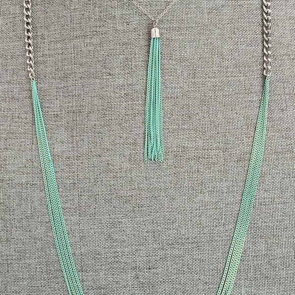 Charming charlie necklace long Multi strand green silver tone 32" - Picture 3 of 16